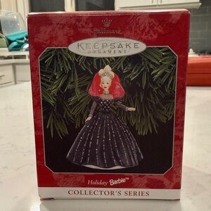 Hallmark Keepsake Holiday Barbie Ornament. 1998 Brand New